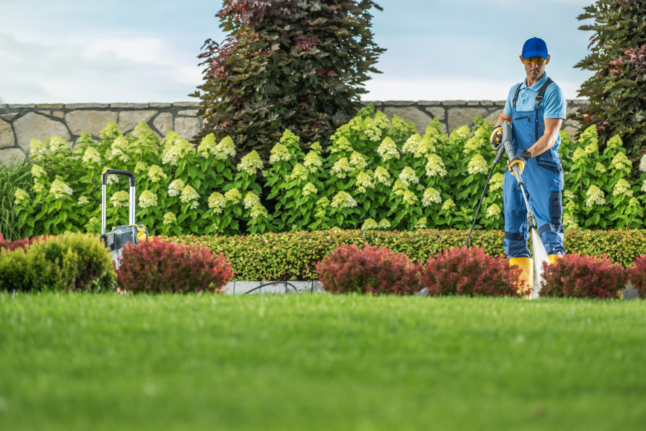 R&S Flores Commercial Lawn Services